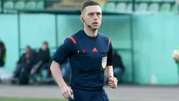Копиевский будет работать на матче Лиги конференций: украинские арбитры назначены на поединок клуба из Бундеслиги