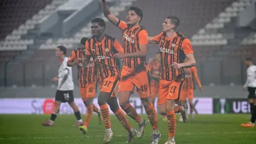 Шахтер вышел в плей-офф Лиги конференций, Динамо – без еврокубковой весны: каковы шансы «горняков» выиграть трофей