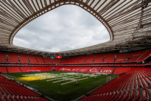 УЕФА отобрало у испанского города матчи чемпионата Европы