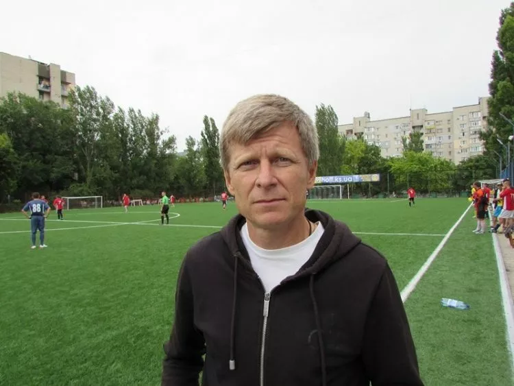 «Тільки спробуйте влучити у мою кепку - посаджу у запас». Був зіркою Кривбасу, випадково зіграв за Динамо і відмовив Шахтарю