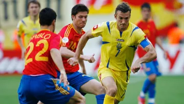 Пощечина от Испании как фундамент последующего триумфа: ровно 16 лет назад Украина провела свой первый матч на чемпионате мира (видео)
