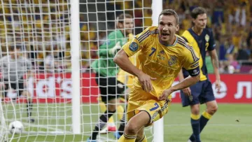 10 лет назад Шевченко сделал великий дубль Швеции в Киеве: видео исторической победы Украины на домашнем Евро-2012