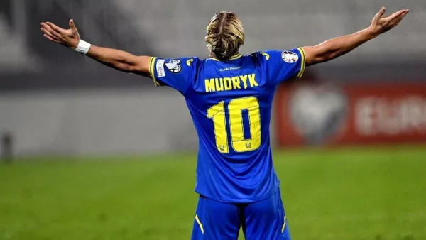 «Извиняюсь за мой французский»: Зинченко пригрозил Мудрику после дебютного гола вингера за сборную Украины
