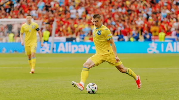 «Я с шестой минуты смотрел на табло»: Миколенко рассказал о причинах своей замены в матче Украина – Бельгия