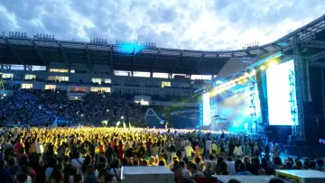 Газону нет покоя: на стадионе «Черноморец» прошел очередной многотысячный концерт 