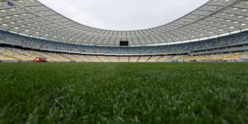 Матч Шахтер — Динамо пройдет без зрителей из-за продления карантина в Киеве