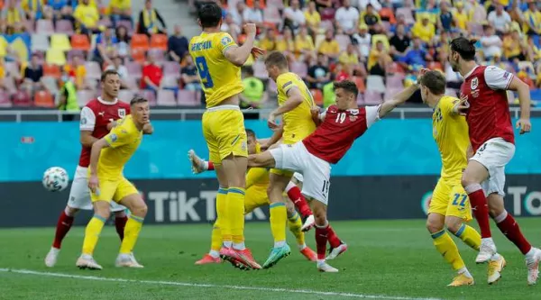 Выход в плей-офф Евро под вопросом: Украина проиграла Австрии и опустилась на третье место в группе С (Видео)