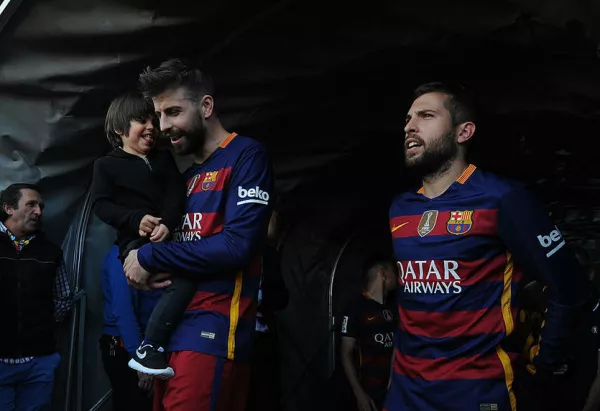 Не только Месси: Барселона хочет кардинально снизить зарплаты трем вице-капитанам команды