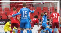 Обидчик Баварии в Кубке Германии обыграл Кельн в первой игре плей-офф за место в Бундеслиге (Видео)