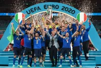Италия в серии пенальти одолела Англию и выиграла Евро впервые за 53 года (Видео)