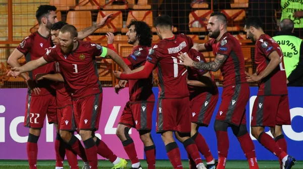 Перевернули игру за две минуты: Армения в драматичном матче вырвала победу у Румынии