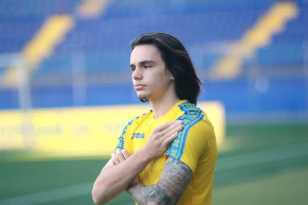 Шапаренко о матче с Казахстаном: «Будем атаковать и играть на полную»