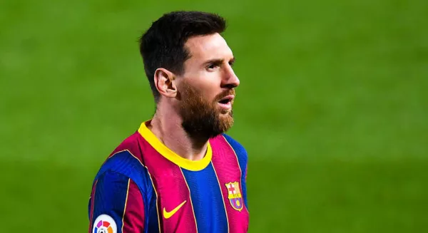 Месси обвинил арбитра матча Барселона — Вальядолид в предвзятом судействе
