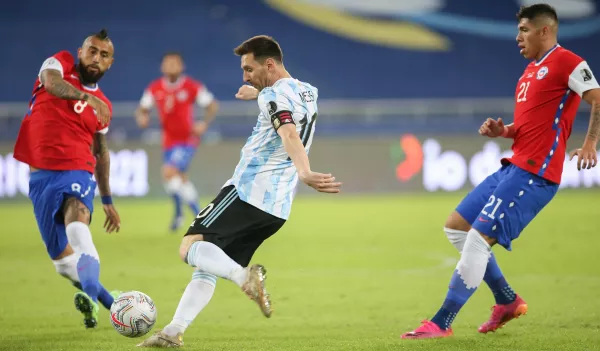 Аргентина сыграла вничью с Чили в матче Кубка Америки, Видаль не реализовал пенальти
