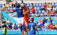 Сборная Италии в большинстве победила Уэльс, продлив беспроигрышную серию до 30 матчей (Видео)
