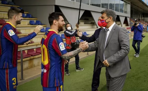 Президент Барселоны высказался о ходе переговоров с Месси насчет нового контракта
