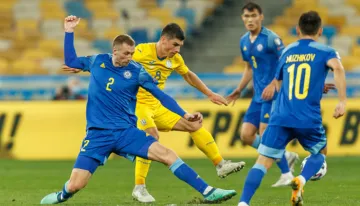 Матч Казахстан —Украина могут перенести в другую страну или провести без зрителей: известна причина