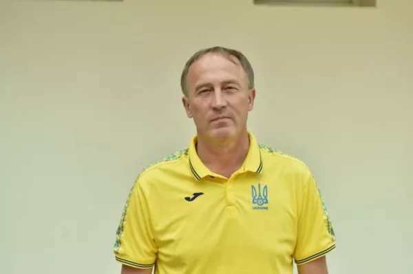 Вся петраковская рать: кого новый главный тренер забрал к себе в сборную Украины?