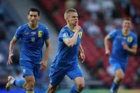 Зинченко забил Швеции после роскошного ассиста Ярмоленко шведой (Видео)